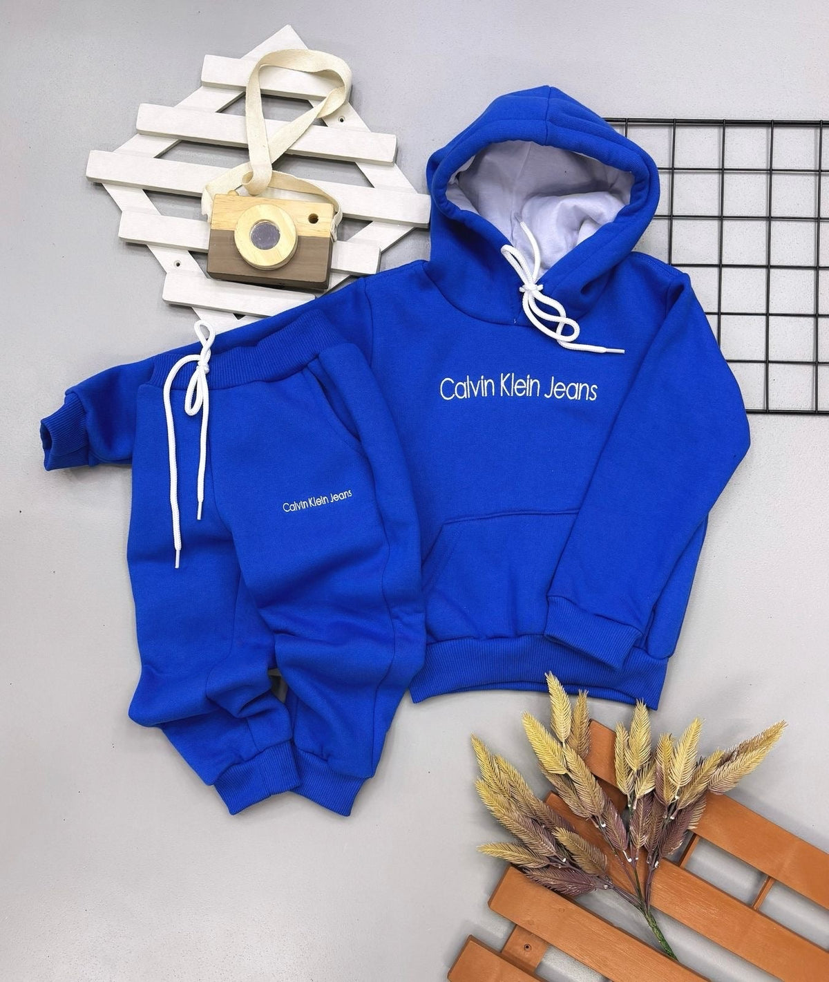 Conjunto Moletom CK Básico Infantil - Última Peça