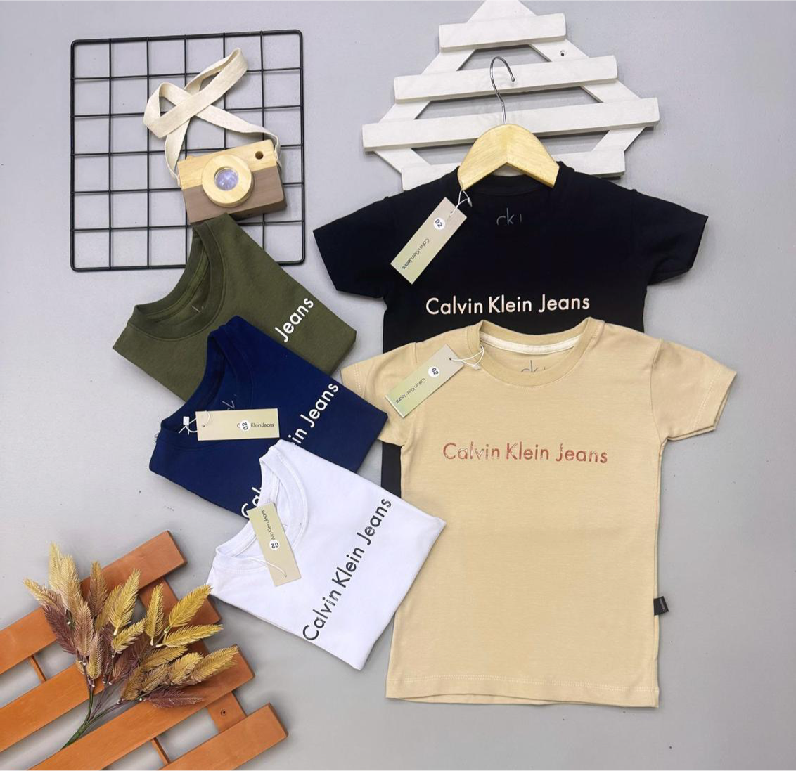 Camiseta CK Básica Infantil - Última Peça