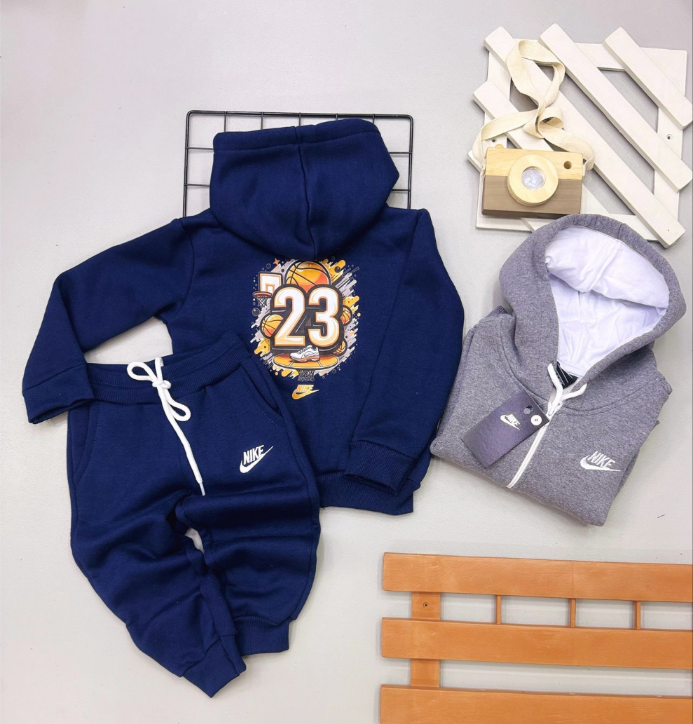 Conjunto Moletom NK Personagem Infantil - Última Peça