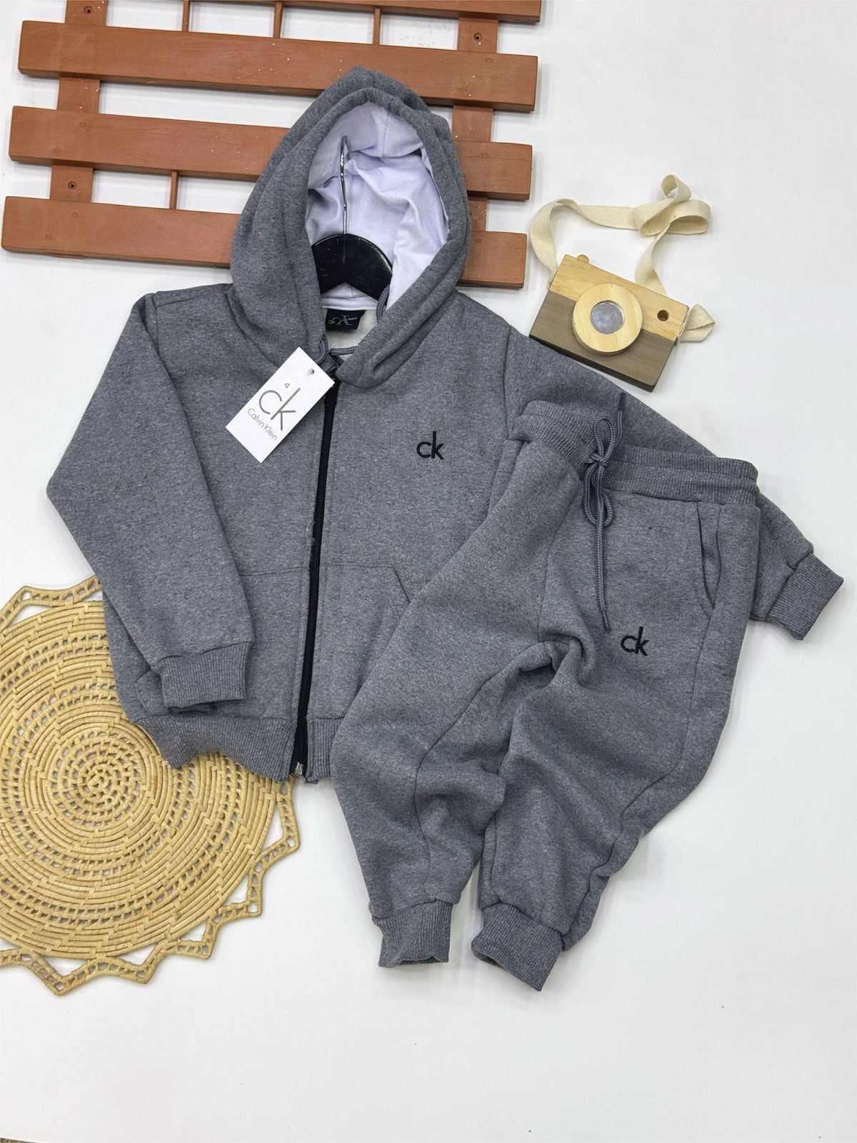 Conjunto Moletom CK Infantil - Última Peça